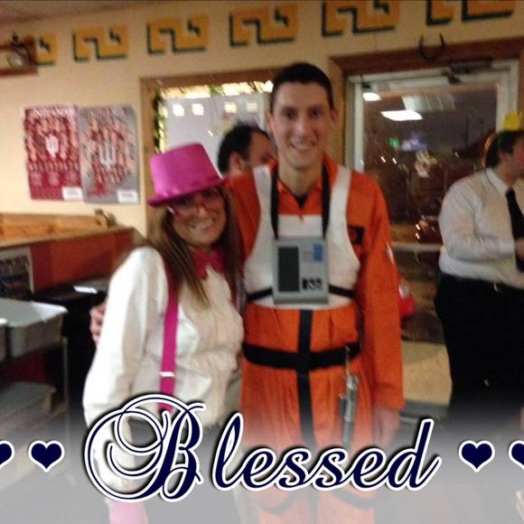 Meet your Posher, Mari - Picture 1 of 1